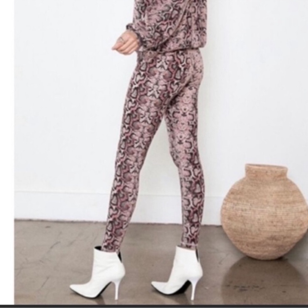 Ragdoll Python Snake Pink Legging Size Small - image 1